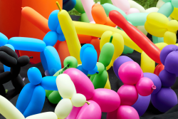 View a larger image of Balloon Artist 2 - New!