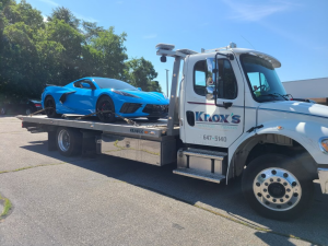 Sponsor Logo for Knox's Garage & Towing