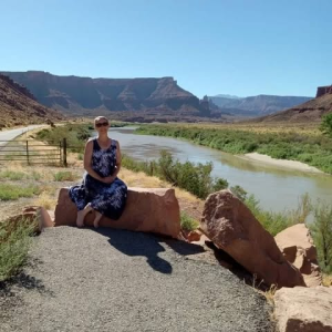 Sponsor Logo for Laura Thomas