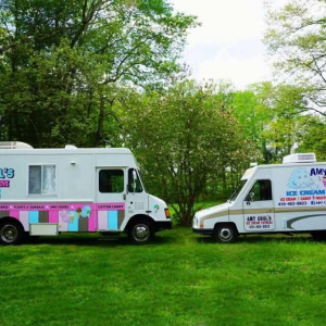 Sponsor Logo for Amy Cool's Ice Cream Express
