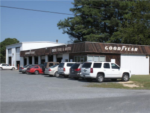 Sponsor Logo for Shore Tire & Auto