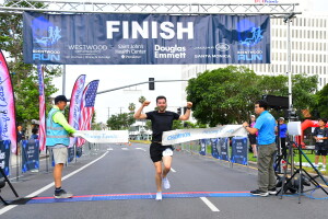 View Breaking The Tape in new tab