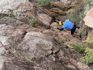 View Climbing in new tab