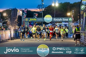 View Friday Night 5k Race Start in new tab