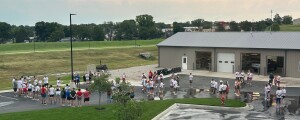 View Race Pictures in new tab