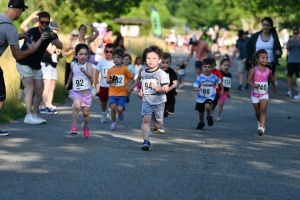 View Kids Run - Peter Head in new tab