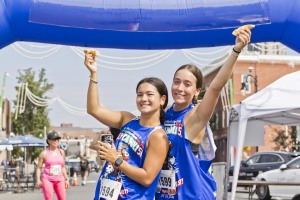 View HOLY CANNOLI FINISH LINE in new tab