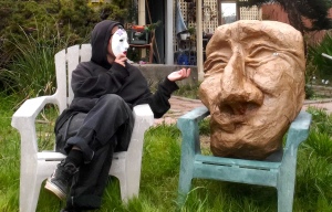 Der Goylem: A Yiddish Puppet Spectacle Donation Logo