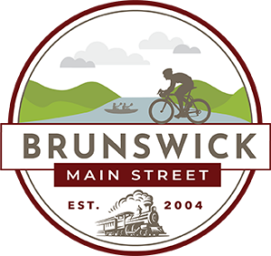 22nd POTOMAC STREET MILE logo