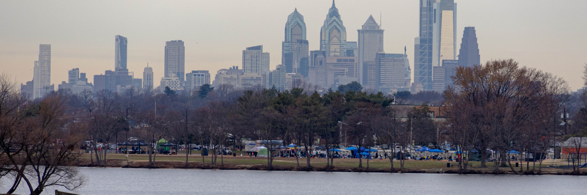 Frosty Looper Philly Skyline View