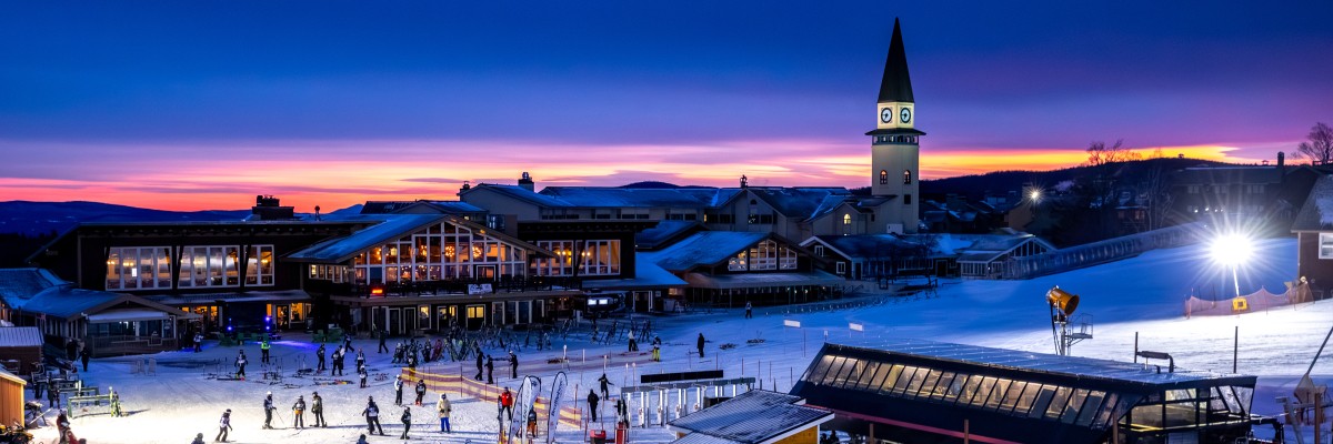 24 Hours of Stratton       REGISTER EARLY to get a reserved table & before fundraising minimums increase                         Your energy, determination, & support help make a meaningful impact in our community.